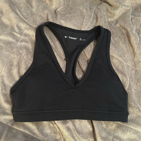 Aritzia TnaLIFE™ Tread Sports Bra - Picture 3 of 4